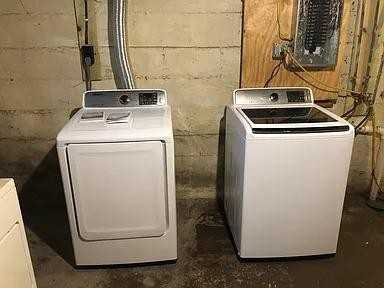 424 S Main St - Photo 3 of 9