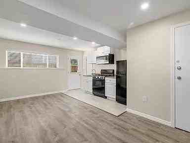 3290 Fasman Dr - Photo 2 of 8