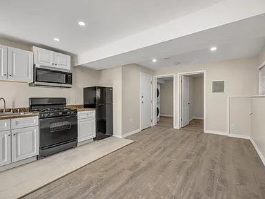 3290 Fasman Dr - Photo 3 of 8