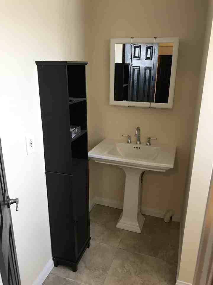 4318 Glen St #NA - Photo 2 of 18