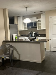 155 Thomas Dr - Photo 3 of 14