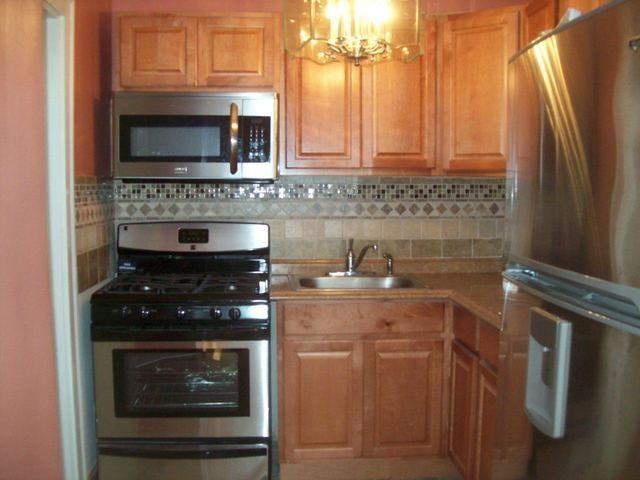 10742 Chicago Heights Glenwood Rd - Photo 2 of 16