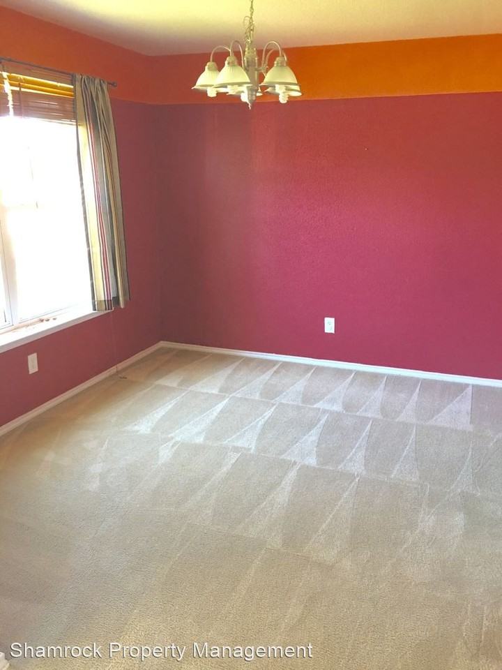 3036 Andalusian Ln - Photo 2 of 8