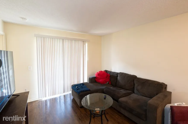 Zeb St - Photo 2 of 3