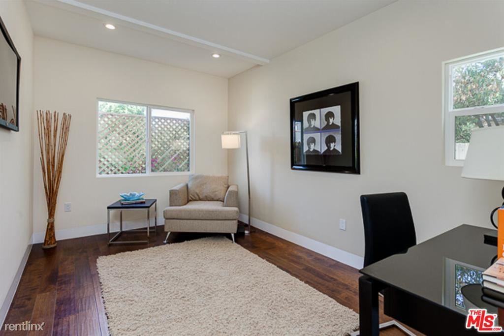 831 S Curson Ave - Photo 3 of 10