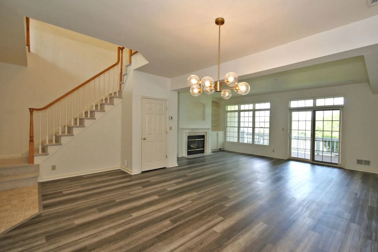 122L Doral Greens Dr W - Photo 2 of 10