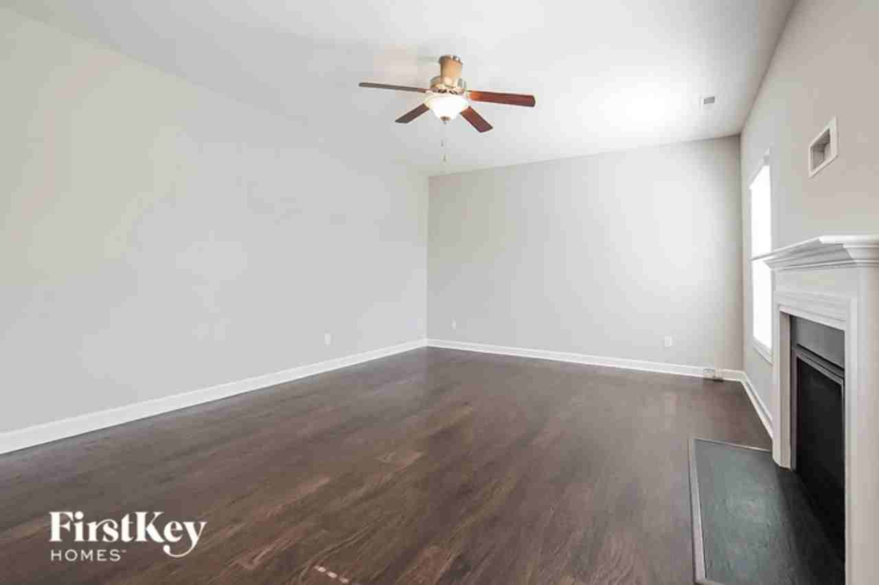 44 Cymbal Ln - Photo 3 of 14