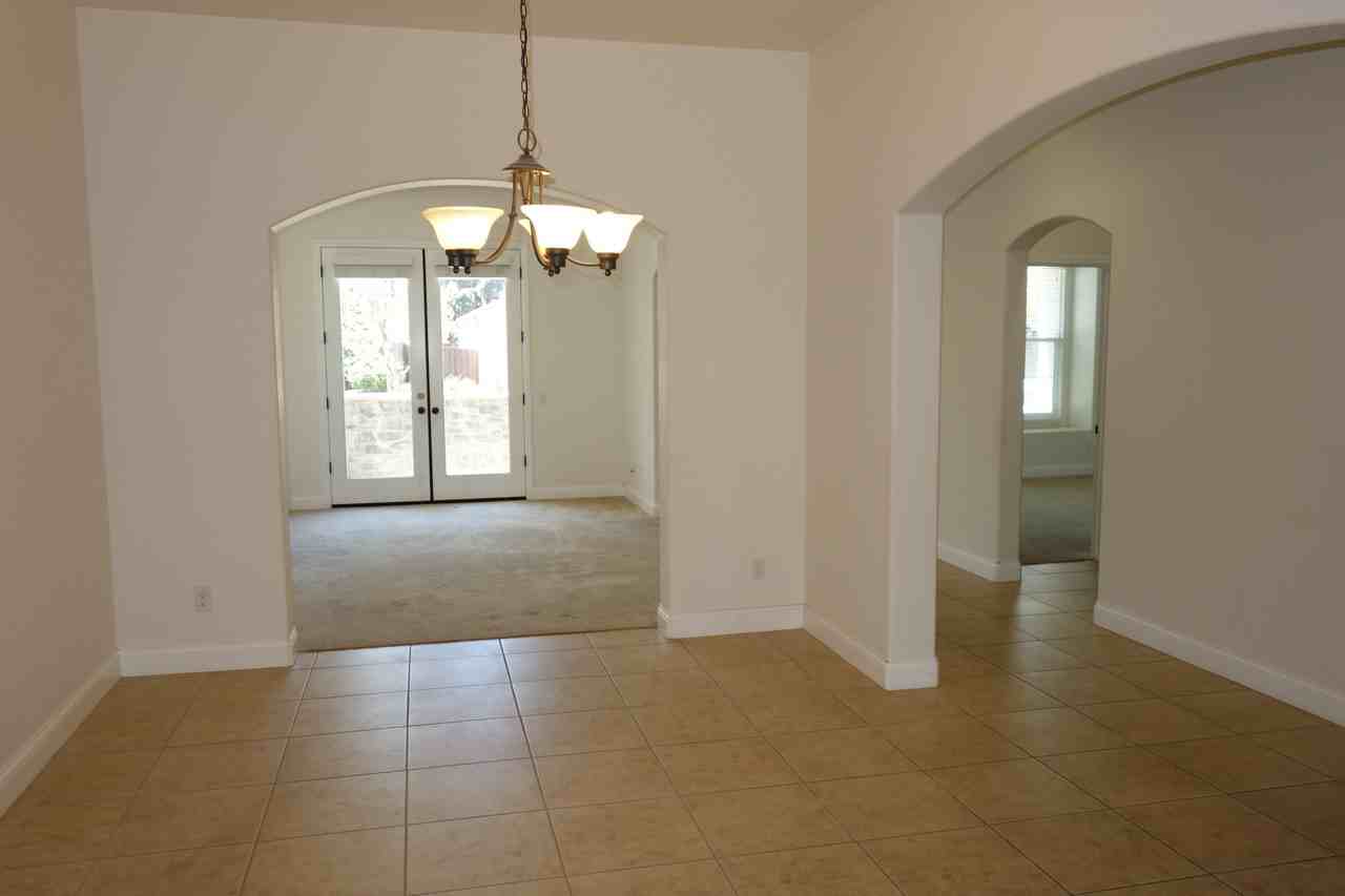 1157 Hastings Ct #NA - Photo 3 of 10