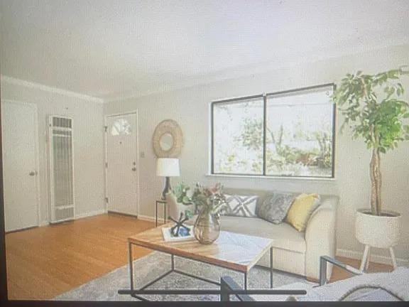 3121 Walnut Blvd - Photo 2 of 3