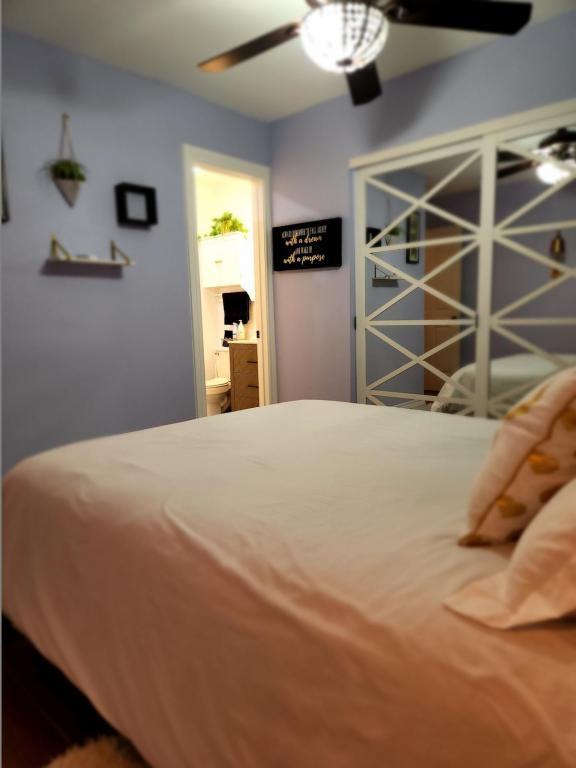 2206 Treasure Hills Blvd - Photo 7 of 14