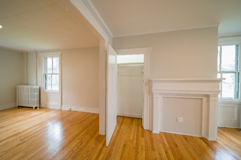 1 Washington Ave #B - Photo 2 of 14