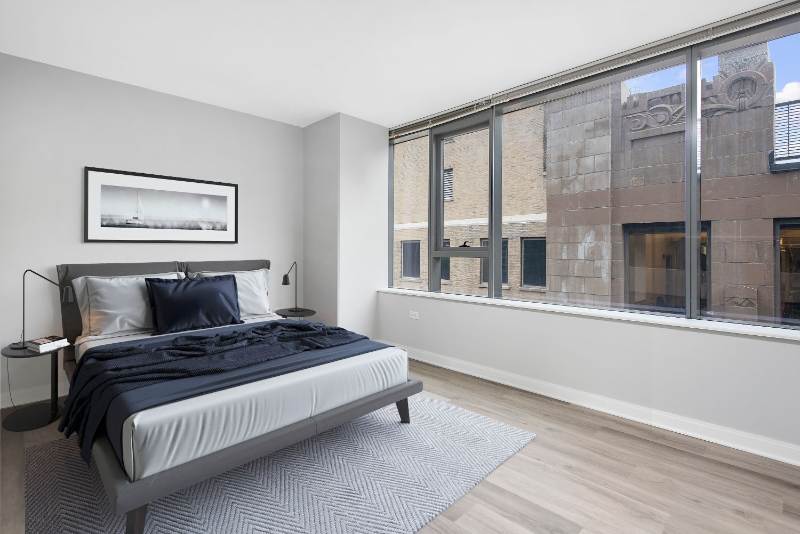 216 W Wells St - Photo 5 of 20