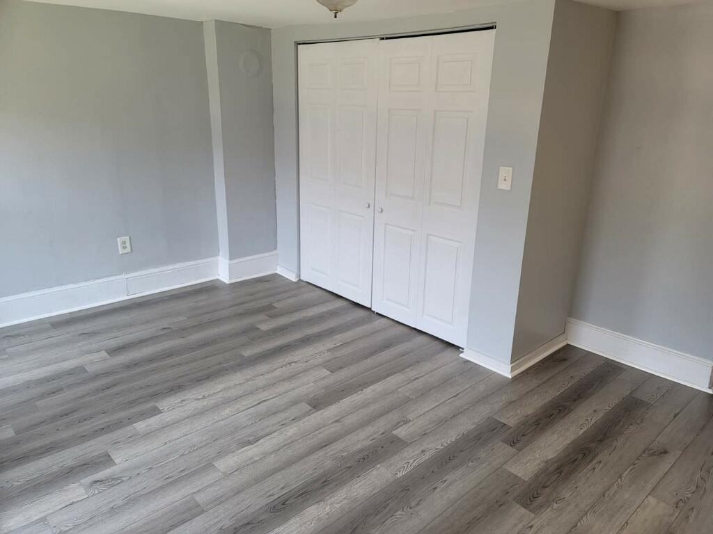 334 S Church St #1 - Photo 4 of 9