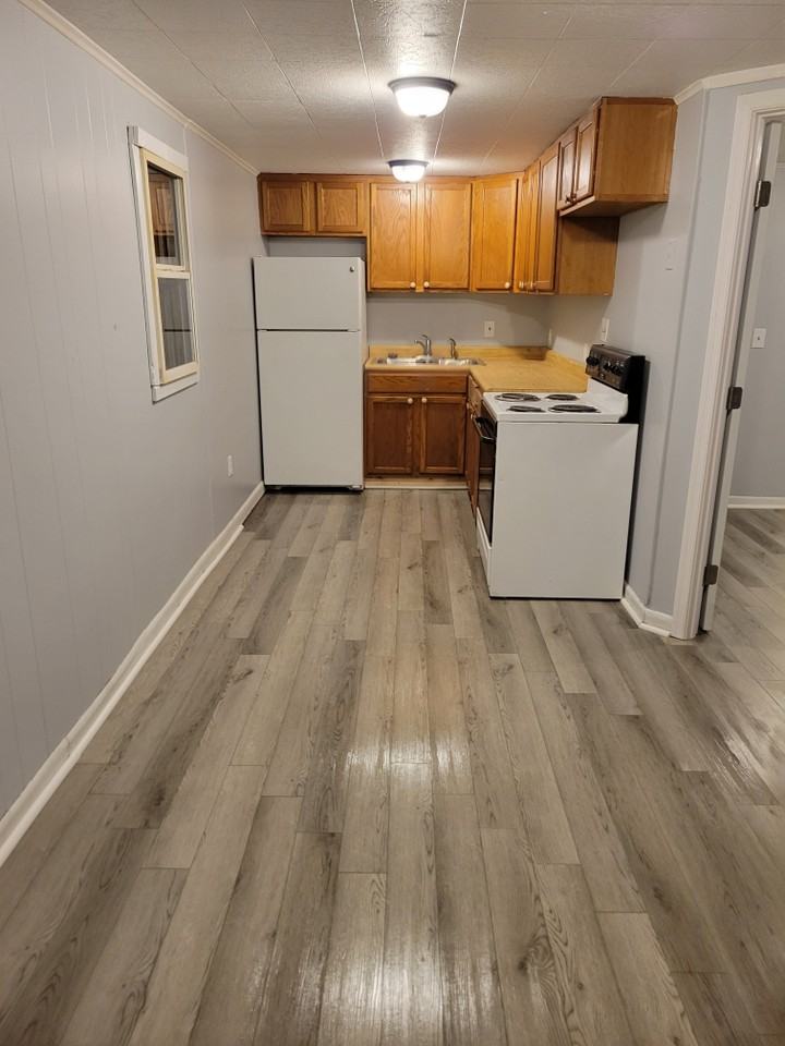 334 S Church St #1 - Photo 5 of 9