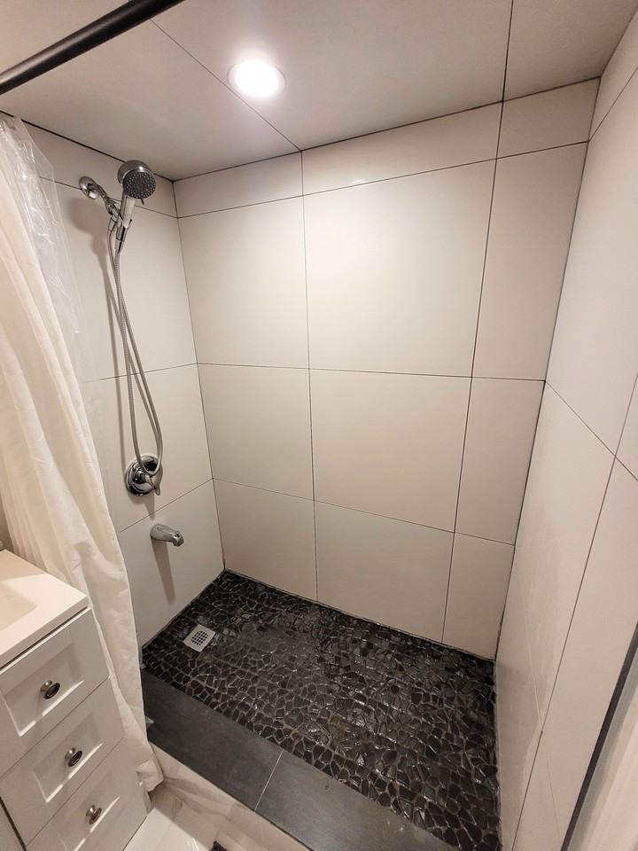 20 Braeburn Avenue #B - Photo 7 of 11