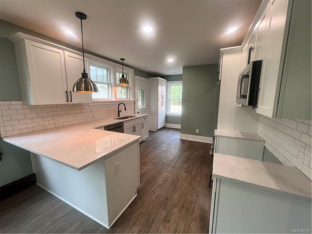 909 James Ave - Photo 3 of 20
