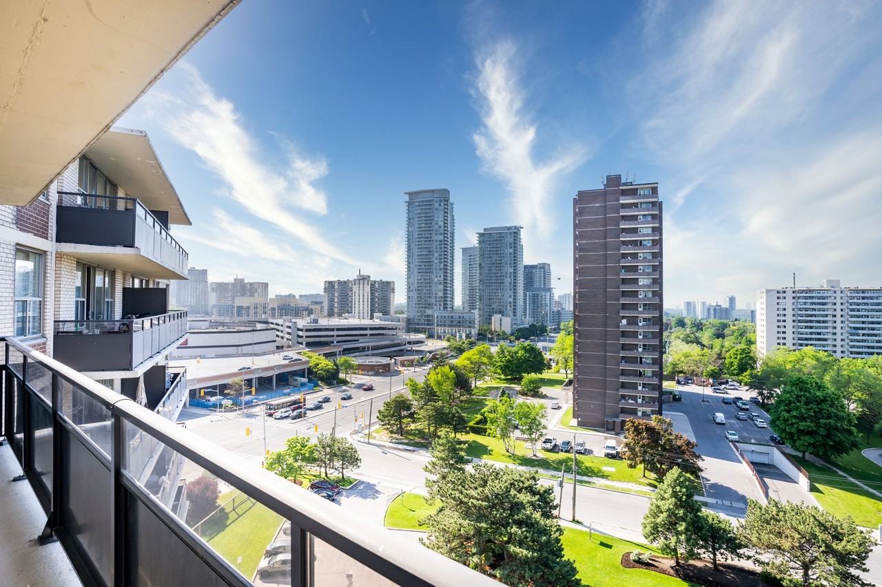 34 Leith Hill Rd - Photo 7 of 24