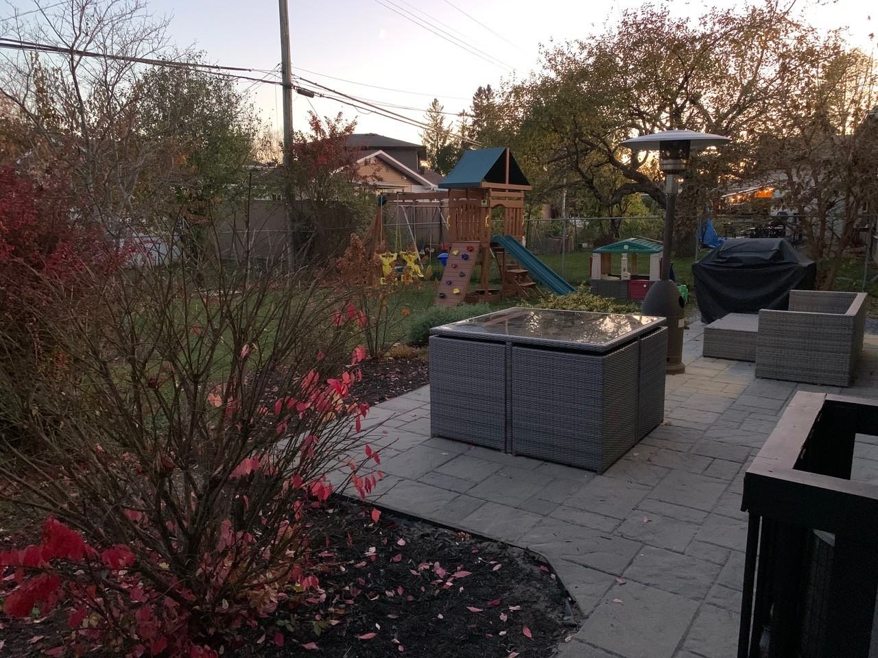 77 Hilliard Avenue - Photo 3 of 10