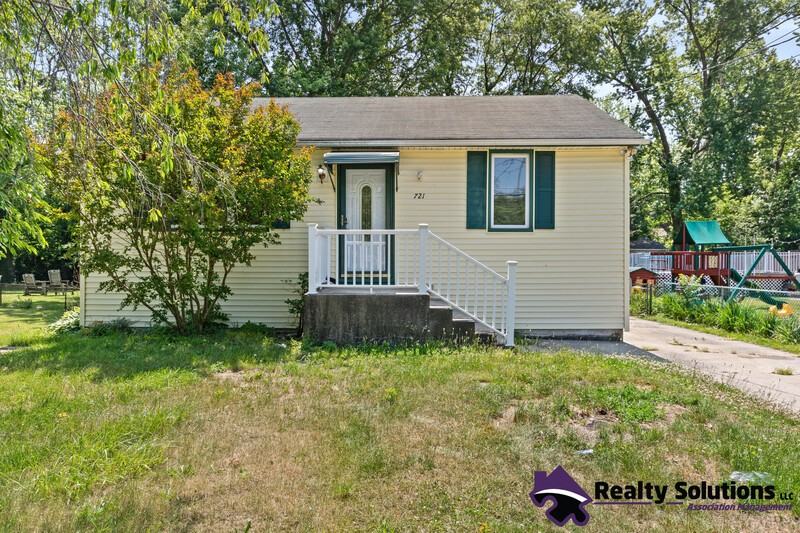 721 Tacoma Blvd - Photo 3 of 26