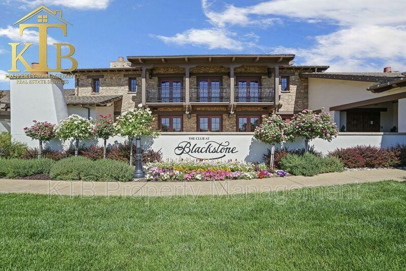 4060 David Loop - Photo 3 of 38