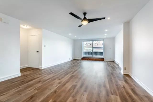 433 Queen Street West - Photo 4 of 14