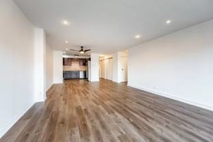 433 Queen Street West - Photo 1 of 1