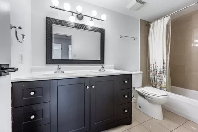 433 Queen Street West - Photo 5 of 14