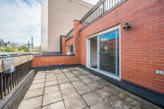 433 Queen Street West - Photo 7 of 14