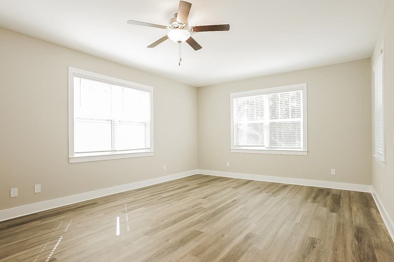 1419 Feldspar Ct - Photo 3 of 17