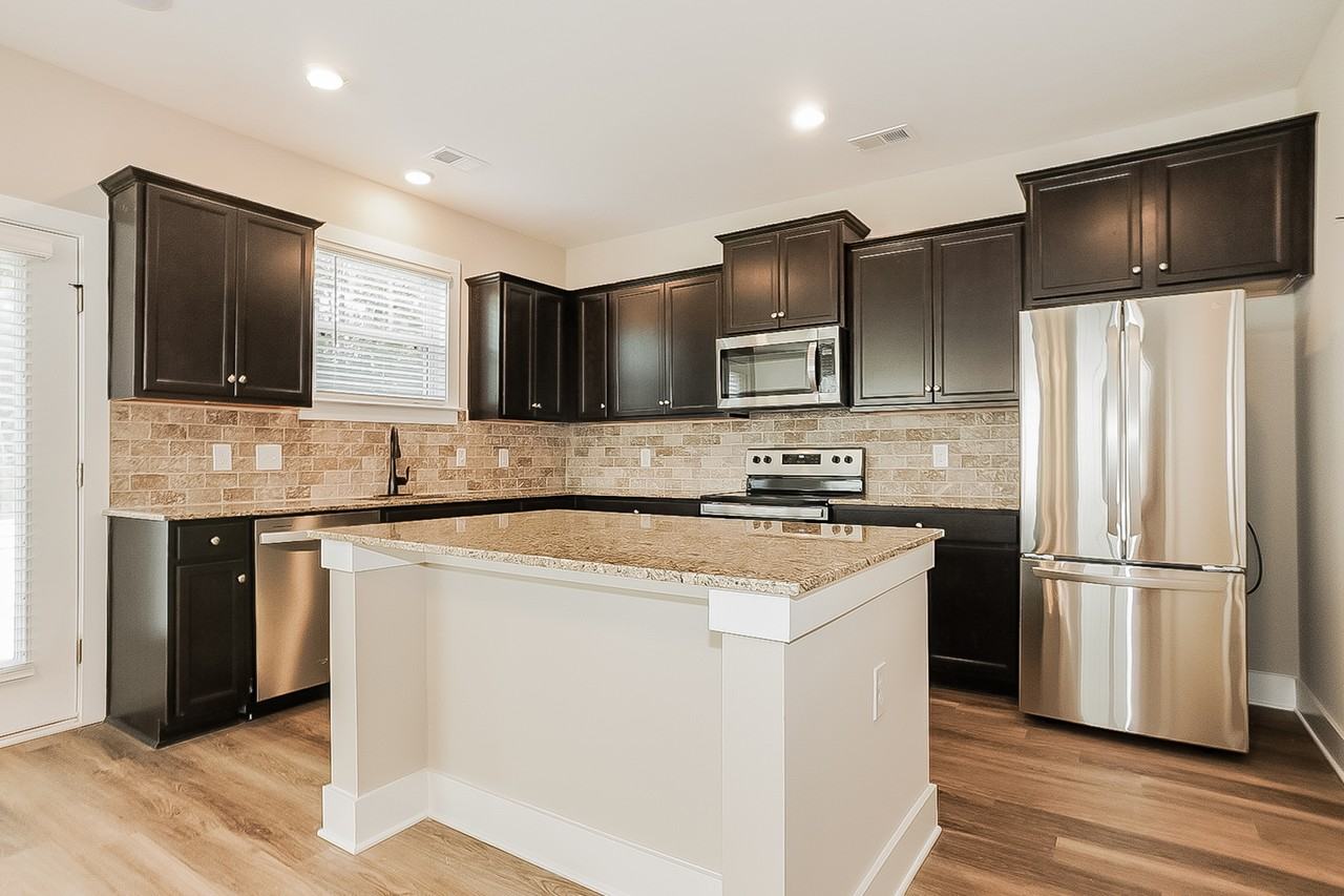 1419 Feldspar Ct - Photo 6 of 17
