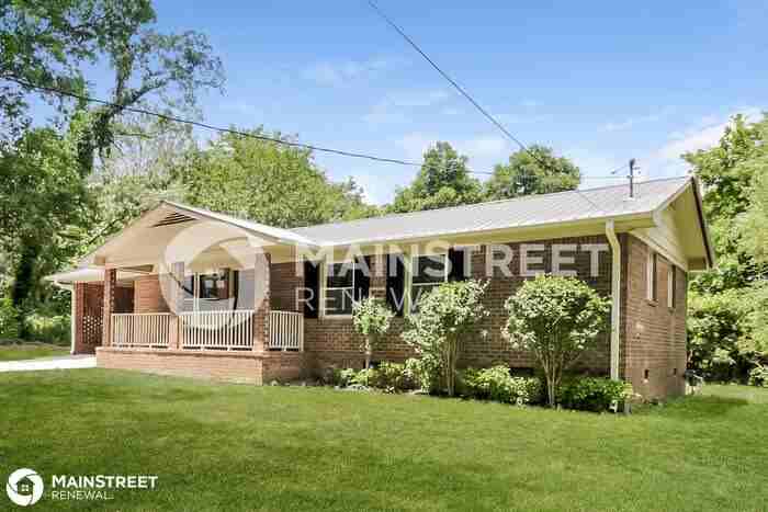 1531 Prospect Rd - Photo 3 of 16