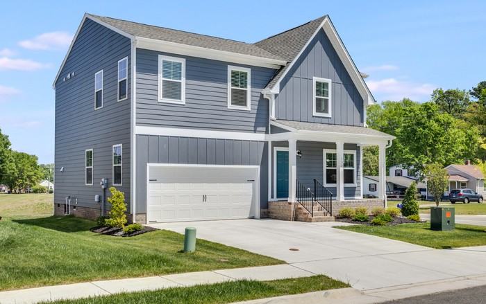 137 Meadows Landing Ln - Photo 2 of 21