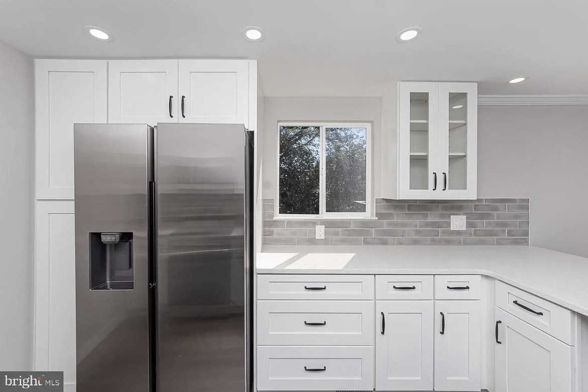 10521 Longbranch Rd #NA - Photo 2 of 16