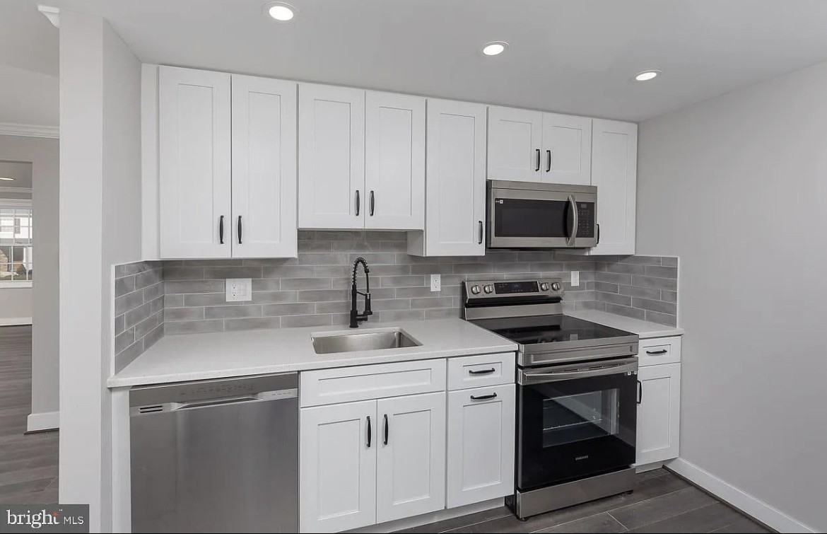 10521 Longbranch Rd #NA - Photo 3 of 16