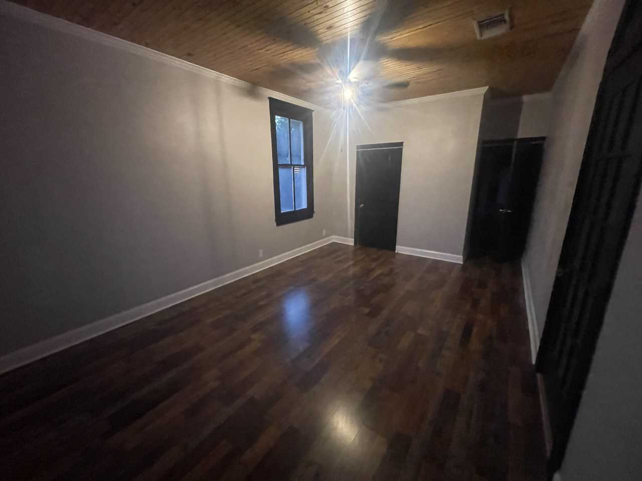 2455 Wisteria St #NA - Photo 3 of 7