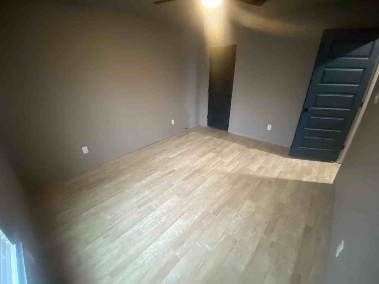 1915 U Street South #A - Photo 7 of 11