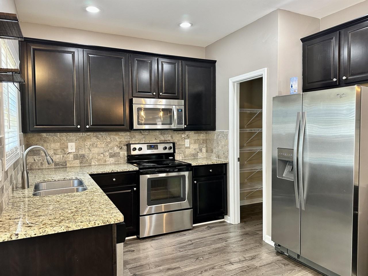 9622 Rushmore Cir #1 - Photo 5 of 28