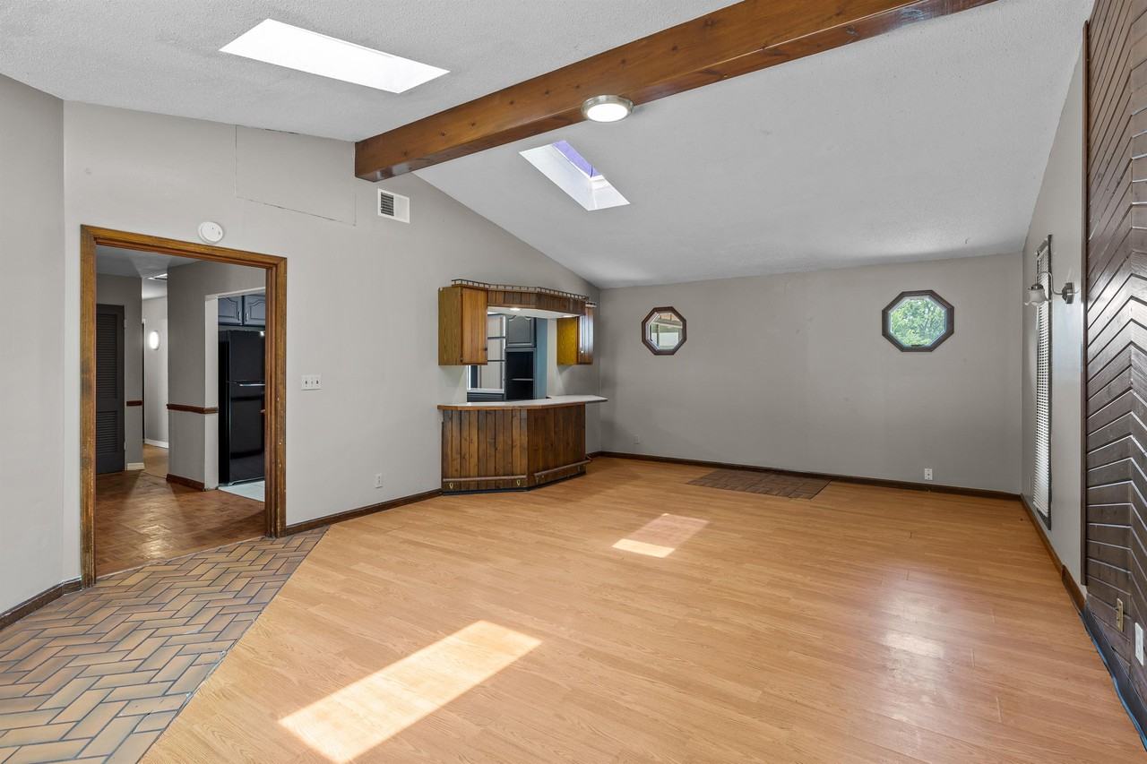 12 Country Ln #1 - Photo 2 of 18