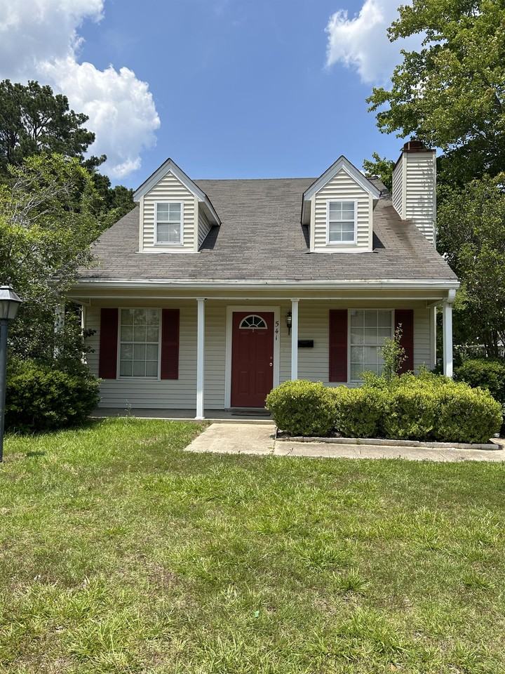 541 Melton Dr #1 - Photo 3 of 19