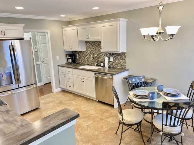 1304 North Broadway Avenue #1 - Photo 2 of 11