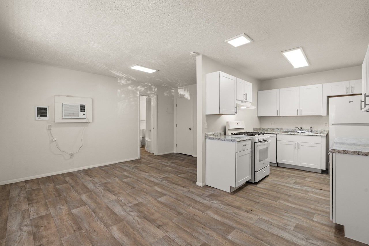 2800 Vail Ave Se #228 - Photo 3 of 17
