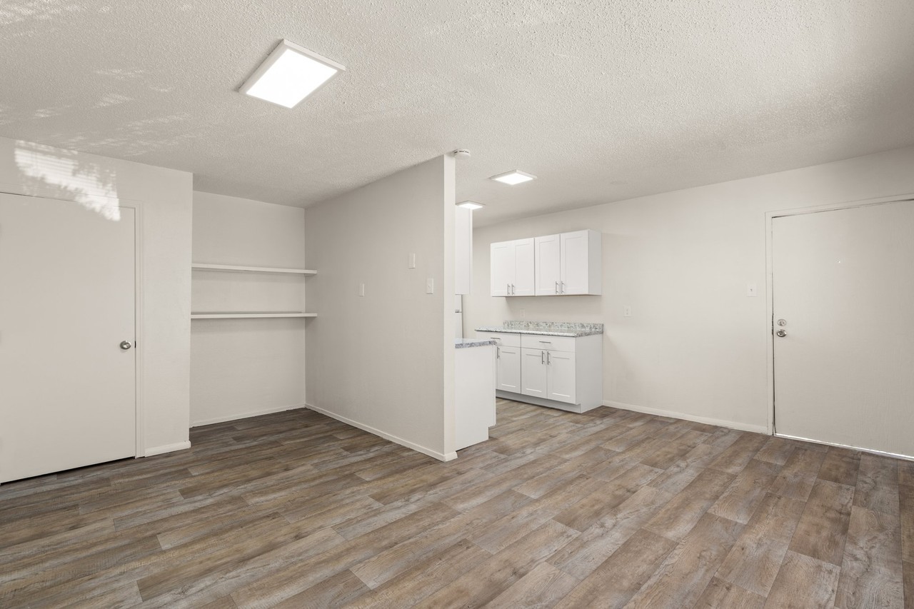 2800 Vail Ave Se #228 - Photo 5 of 17