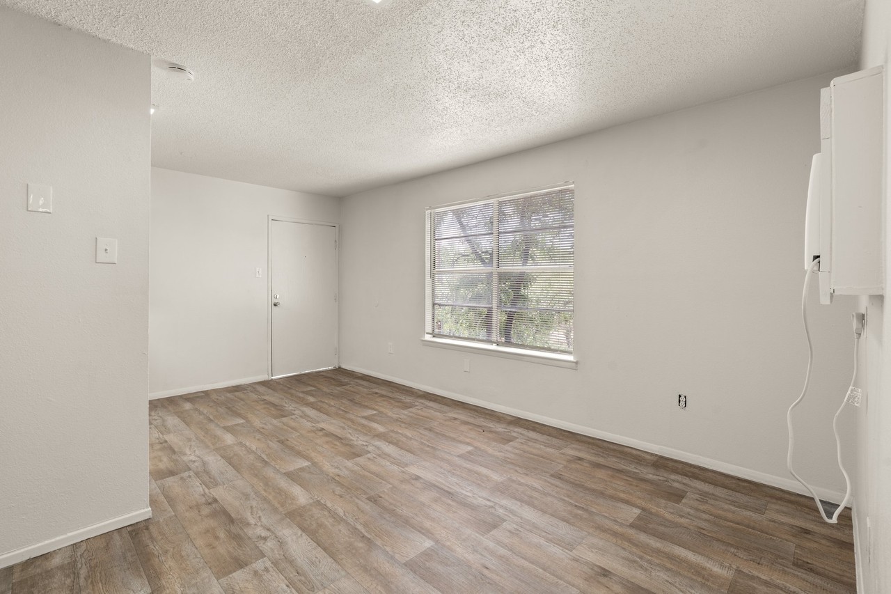 2800 Vail Ave Se #228 - Photo 6 of 17
