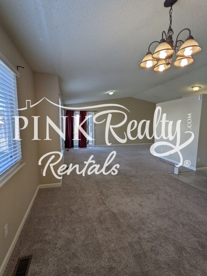 415 Garwood Ct - Photo 6 of 27