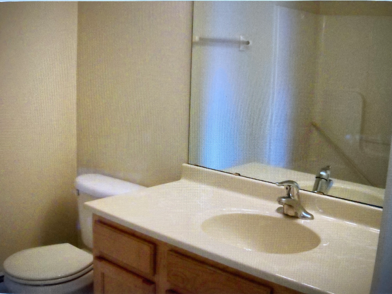 534 North Central Avenue - Photo 5 of 6