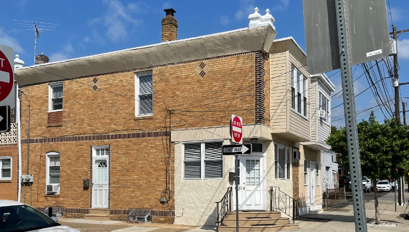 4720 Princeton Ave #2nd - Photo 2 of 14