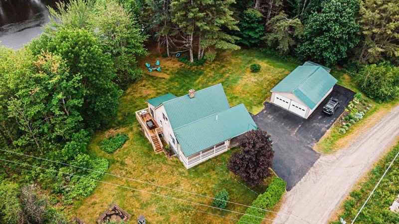 38 Heron Cove - Photo 3 of 29