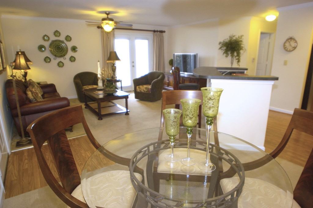 Brenneman Farm Apartments 4400 Sanibel Cir, Virginia Beach, VA 23462