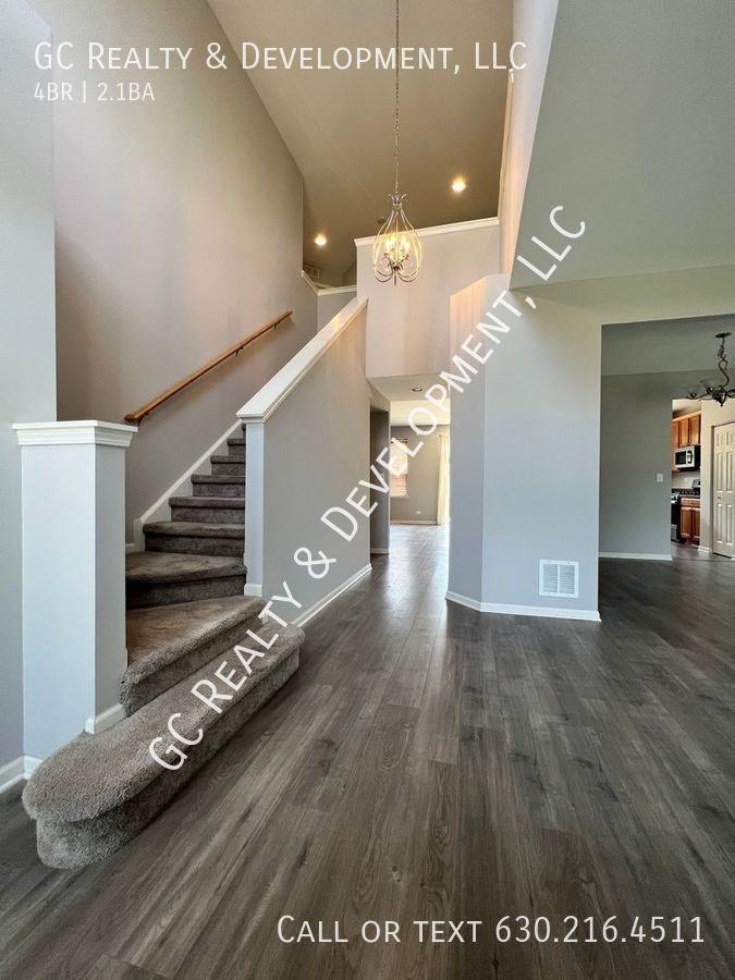 2101 Emma Ave - Photo 3 of 36