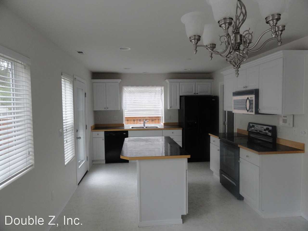 1825 Hoffman Hill Blvd - Photo 2 of 10